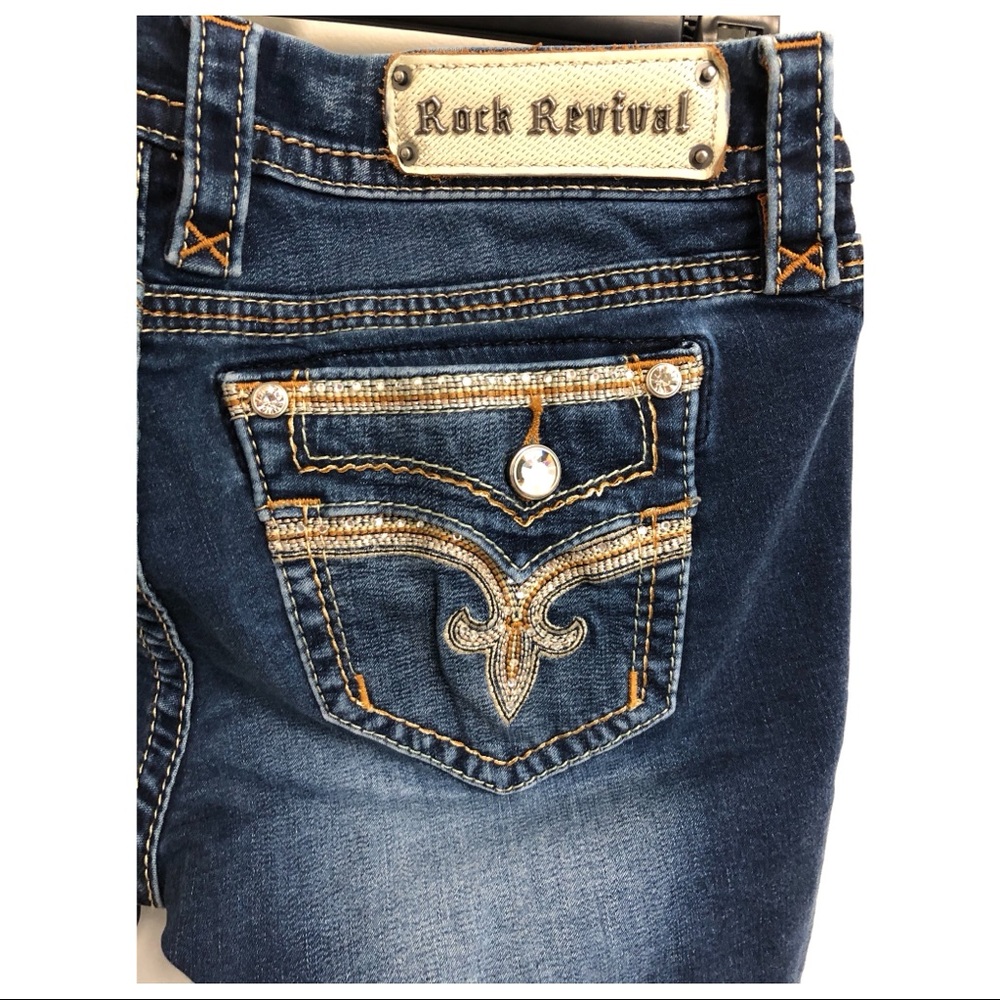 SOLD!!!Rock Revival Betty easy boot cut petite